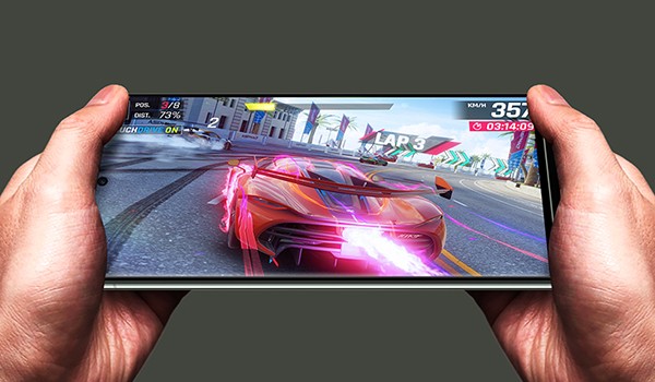 ゲームの勝敗を分ける最速チップと徹底した冷却設計